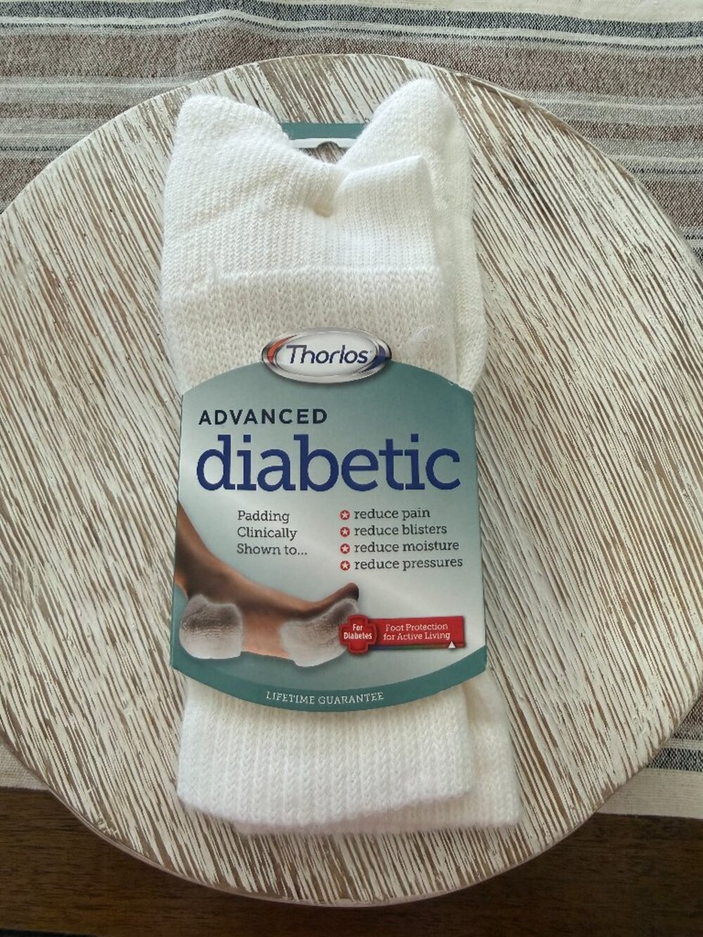 THORLOS Advanced Diabetic Women' s Single Pair Crew Socks White 5-9 Medium New